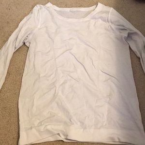Lululemon long sleeve shirt